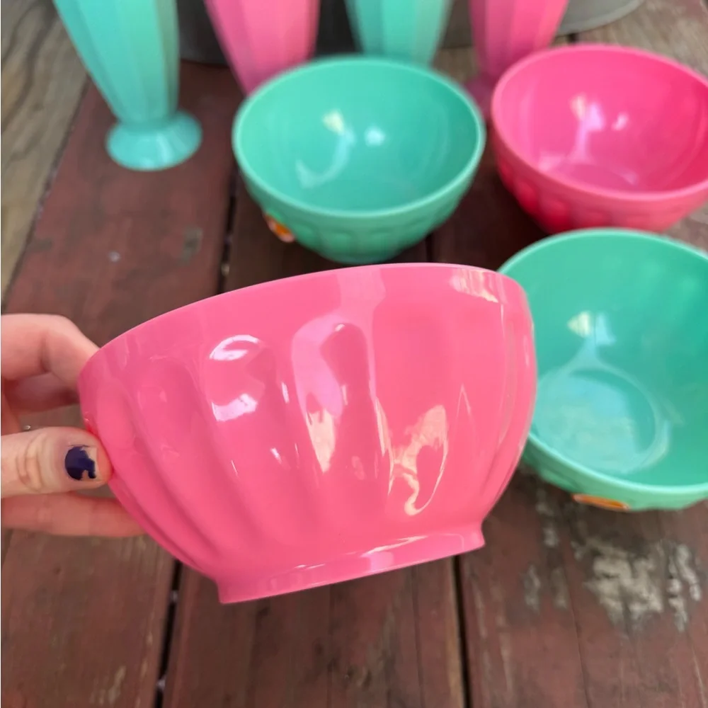 Target Milkshake Ice Cream Bowl Set New
